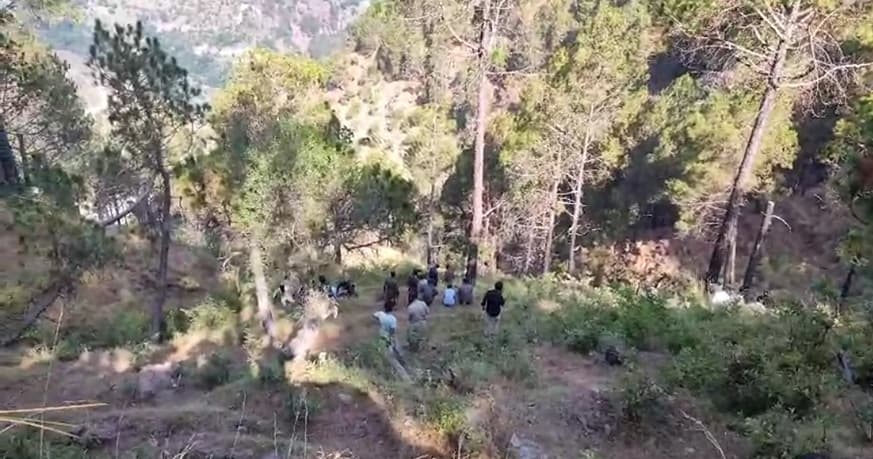 Bolero falls into gorge in Chamba, Himachal Pradesh, 7 dead