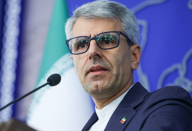 Iran's suspicions, no talks with America in Qatar, improvement in Hormuz situation