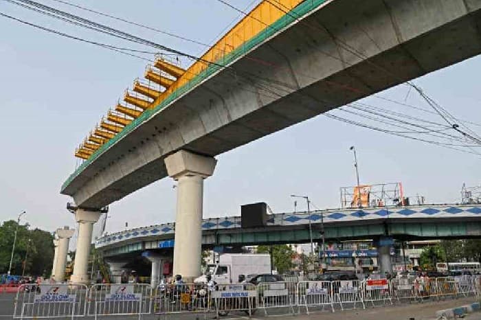 Metro work at Chingrighata suspended; flyover likely to close from July 10.