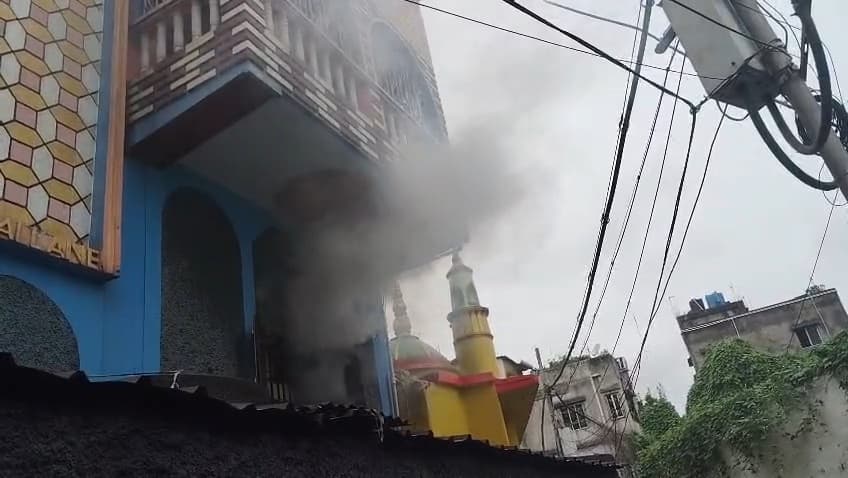 Massive fire in a high-rise at Votbagan, Belur; blaze brought under control after two hours of effort.