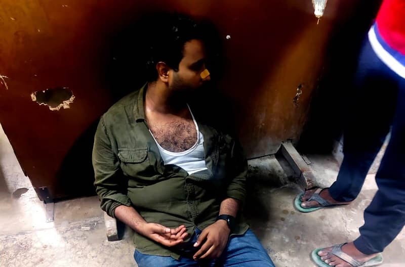 Clash between ABVP and SFI in front of Madhyamgram Vivekananda College; counter-allegations amid rising tension.
