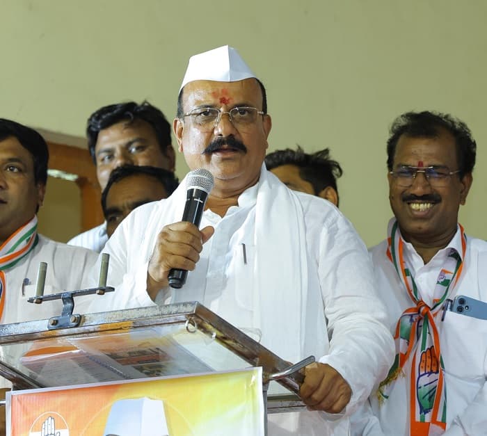 BJP govt ignores farmers at its own peril, will be voted out: Maha Cong
