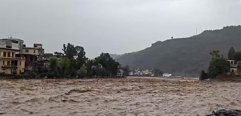 Several killed in landslides and floods in Poonch and Rajouri; three bodies recovered, rescue operations intensified.