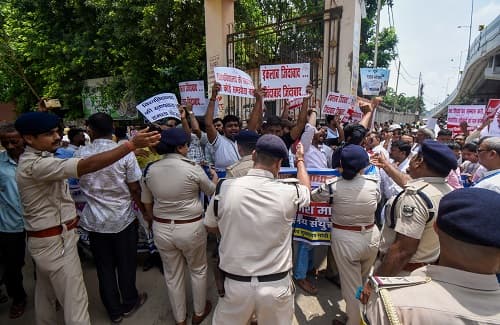 Bihar: NEET protest turns tense in Jehanabad, police use lathi‑charge