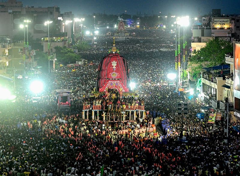 Bahuda Yatra in the temple: Three chariots started at Singhdwar, today is Suna Besha