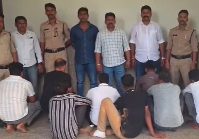 The five people who died on a highway in Narsinghpur, Madhya Pradesh, did not lose their lives in a road accident; they were murdered due to business rivalry.