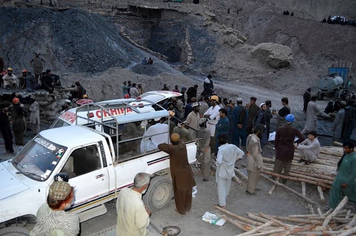 Explosion in Pakistan coal mine, 34 dead