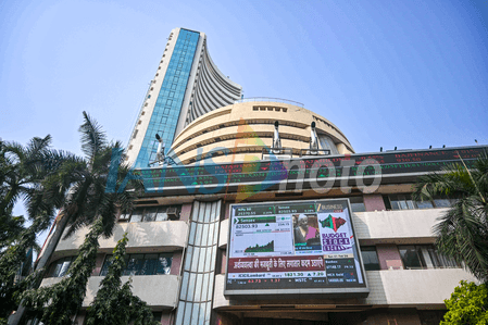 Sensex, Nifty open mixed following global cues