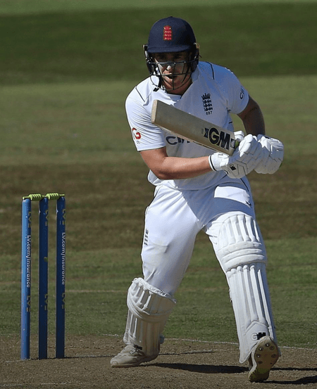 England recall Lawrence for first two Tests against Pakistan, Cox to bat at No.3
