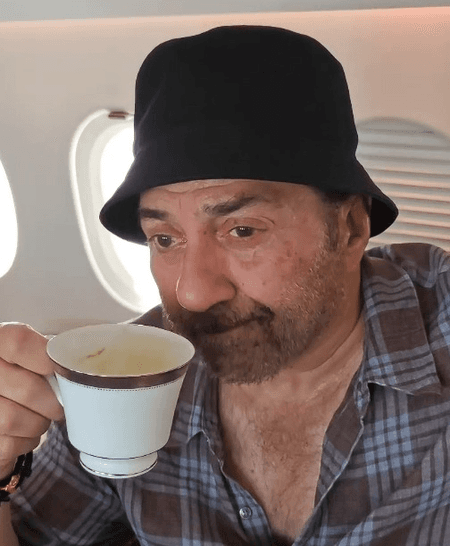 Sunny Deol and Karan Deol indulge in ‘Baap Beta Dialoguebaazi’ on a flight