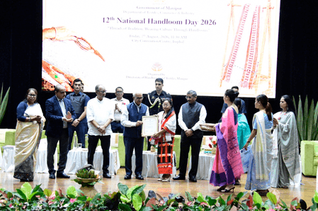 Manipur CM hails women’s pioneering role in handloom sector