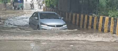 Delhi-NCR continues to grapple with waterlogging, traffic congestion, disruptions to daily life