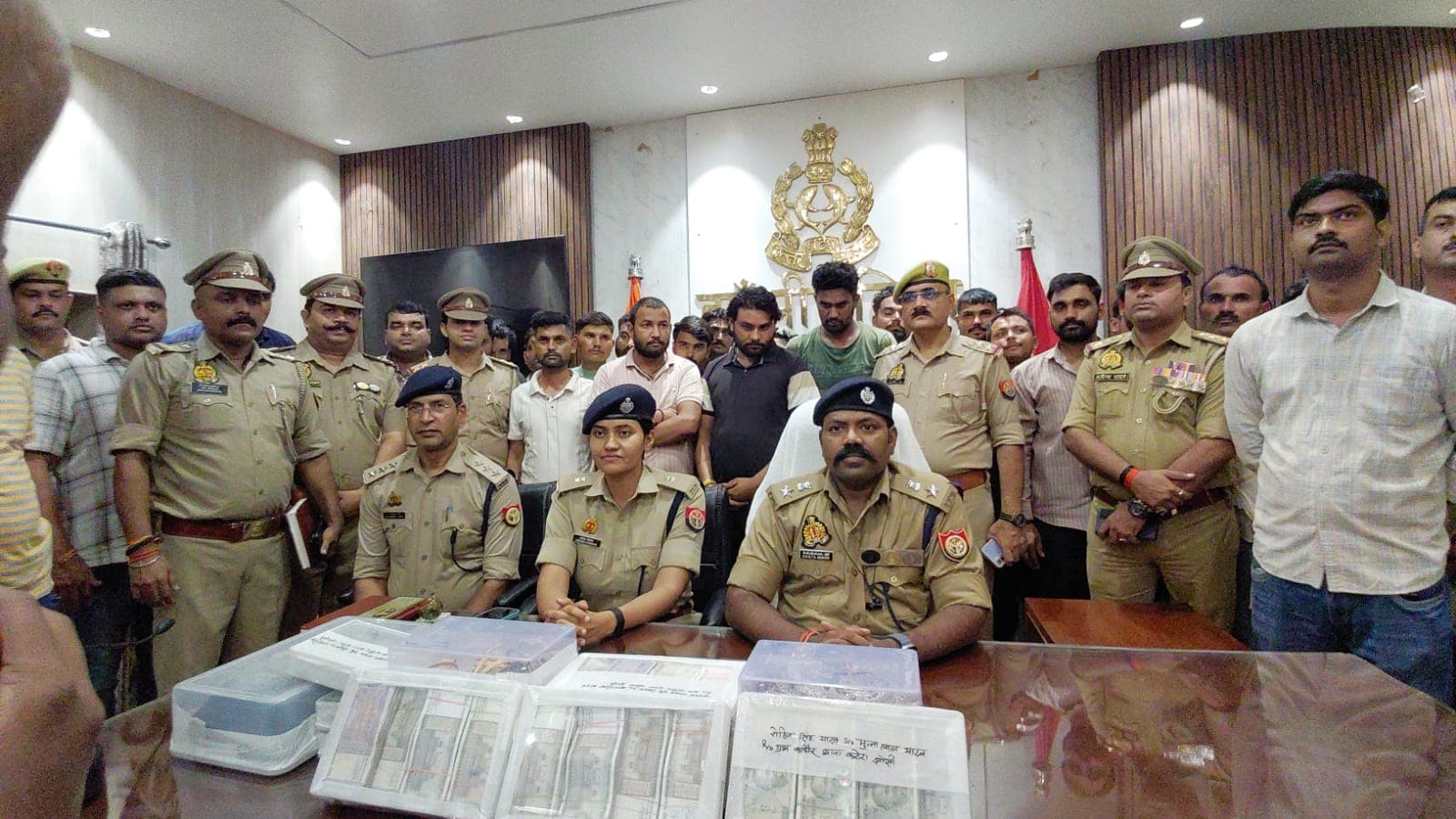 Cyber fraud network busted in Jhansi; 23 accused arrested.