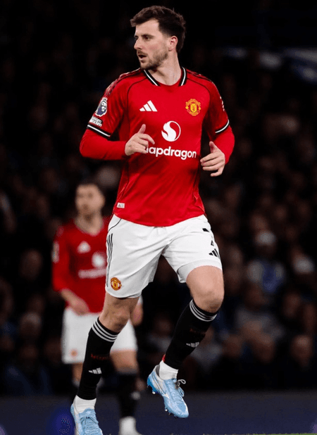 'We just wanted to be careful': Carrick plays down fears over Mount's injury after PSG draw