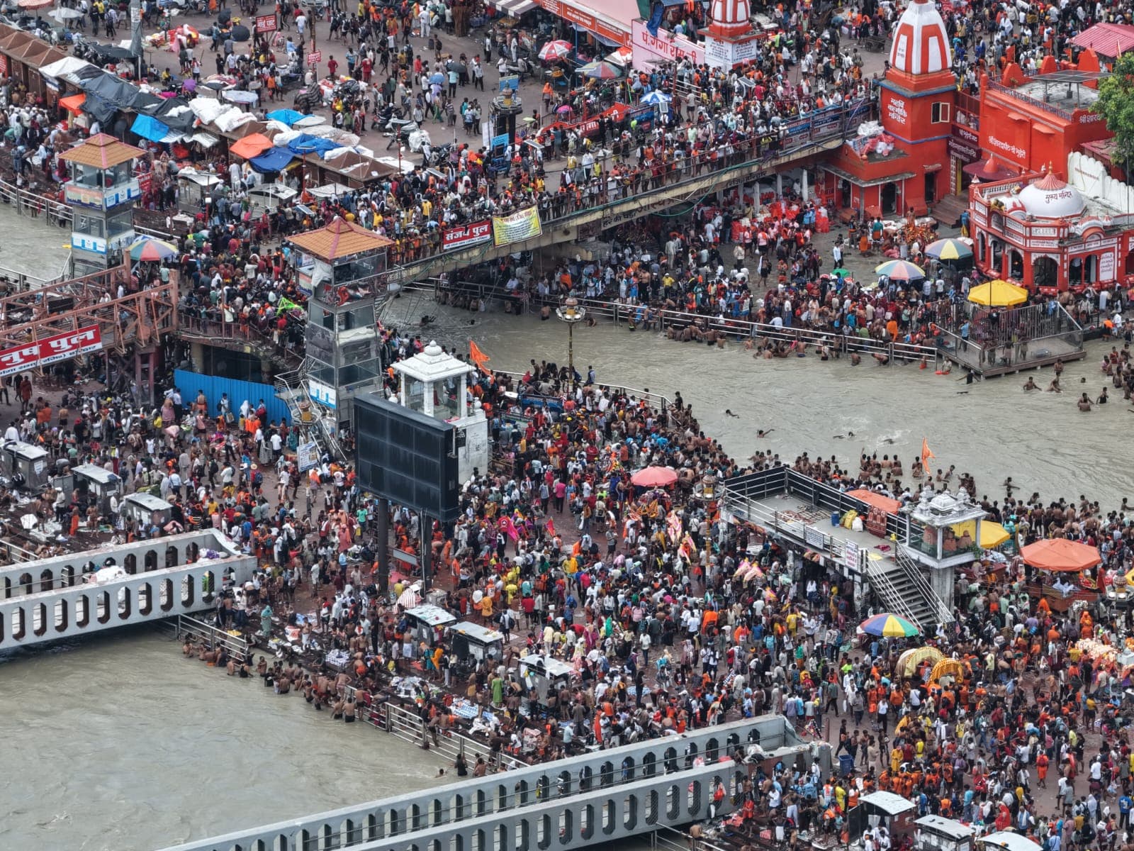A surge of faith at the Kanwar Mela; 6.07 million Shiva devotees set out with Kanwars on the 11th day.