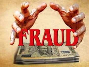 Noida: Two people, including a woman, swindled ₹5 lakh on the pretext of securing a job at the FCI; the victim has lodged a case.