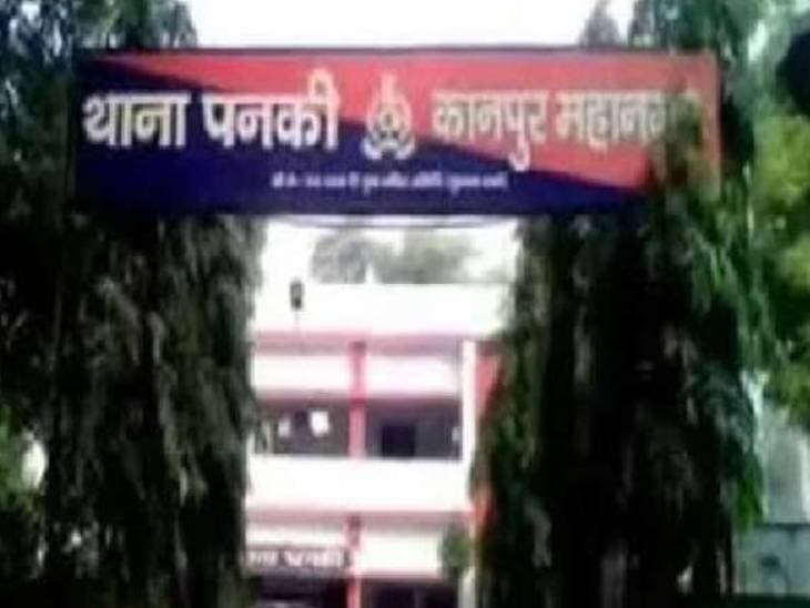 युवक का शव सड़क किनारे मिला,साथी घायल