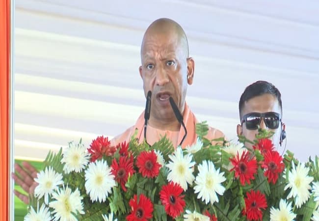 (अपडेट) सतत विकास से बनी गोरखपुर की नई पहचान : मुख्यमंत्री योगी