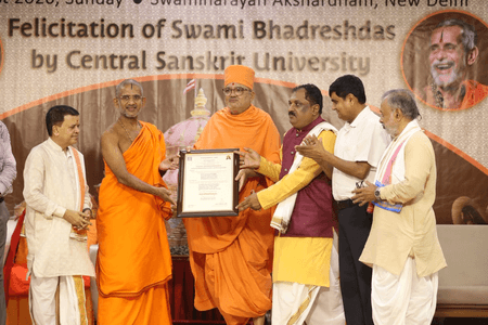 Central Sanskrit University honours BAPS scholar Swami Bhadreshdas as ‘Vedantavidya Vishwaguru’