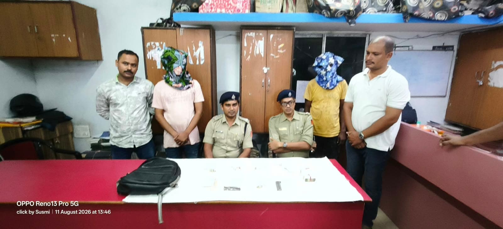 टीटागढ़ में हथियारों के साथ दो गिरफ्तार, दो पिस्तौल और 17 कारतूस बरामद