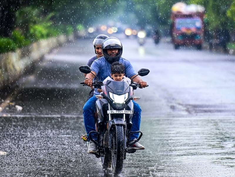 Warning issued for some districts of the state for the next five days regarding the possibility of heavy rain: Orange warning for 4 districts, Yellow warning for 14 districts for the next 24 hours
