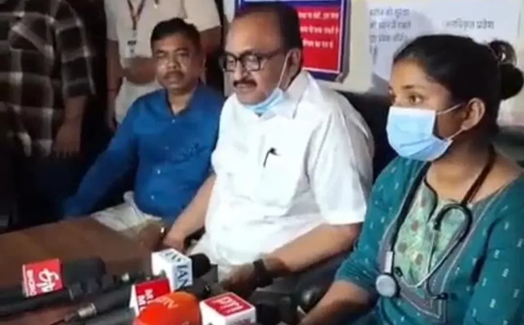 Jh Hospital Management Refuses To Send Hunger Stri