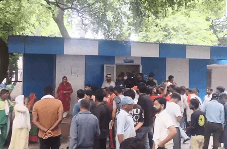 MCD sanitation worker stabbed to death in Delhi's Kalyanpuri; accused at large
