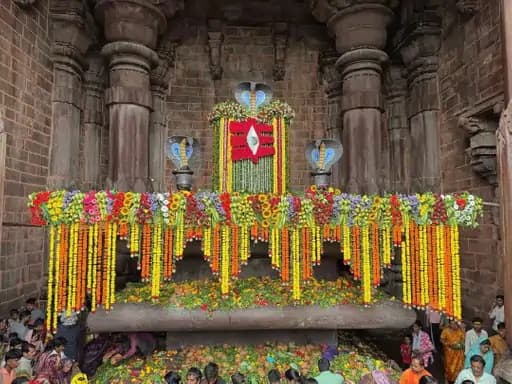 Sawan Mondays Nag Panchami Shiva Temples Bhojpur N