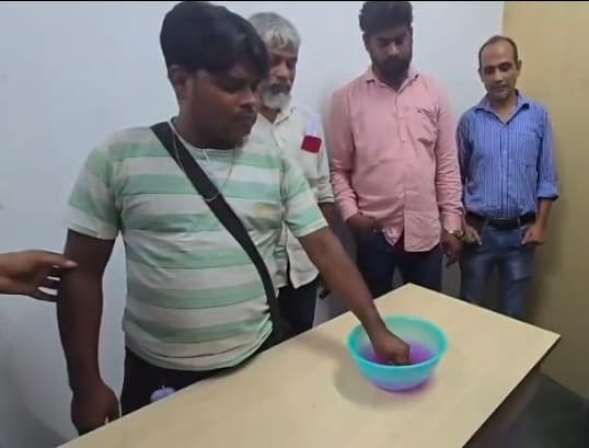 Acb Blood Tought Arrest Wb