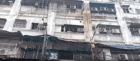 Nine killed as massive fire breaks out at hotel in Kolkata