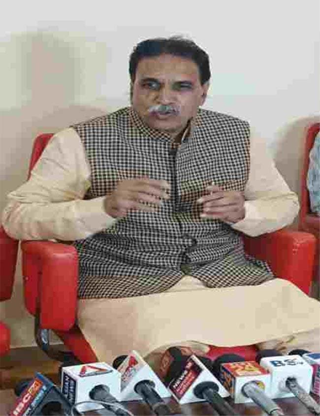 Massive Kanwar Yatra Led By Rajesh Moonat