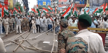 RJD’s Raj Bhavan march turns tense in Patna as protesters try to break through barricades