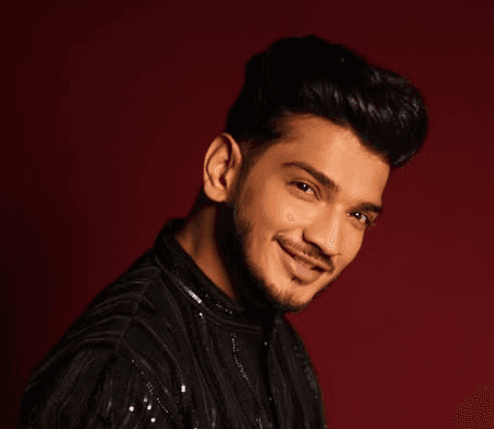 Harman Singha: Before Munawar Faruqui sets foot, his reputations walks into a room