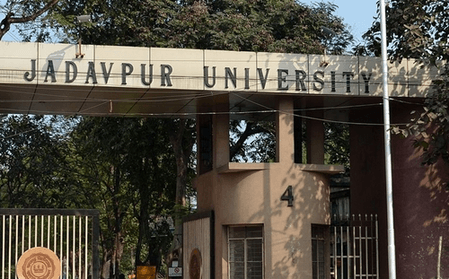 Tension prevails in Jadavpur University after SFI, ABVP groups clash; several students hospitalised