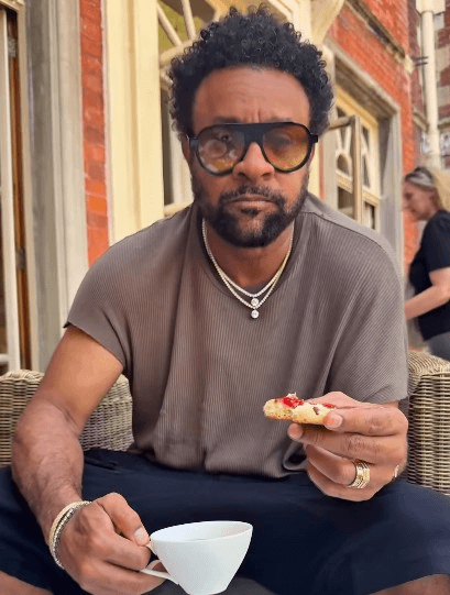 Shaggy enjoys a laid-back day with tea and scones