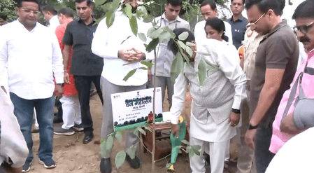 Sirsa, Harsh Malhotra plant saplings under 'Ek Ped Maa Ke Naam' campaign in Delhi