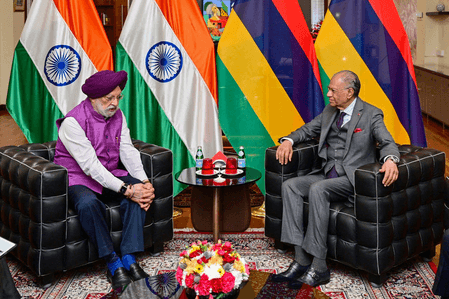 India expanding oil refining capacity to 300 MMTPA amid global uncertainty: Hardeep Puri