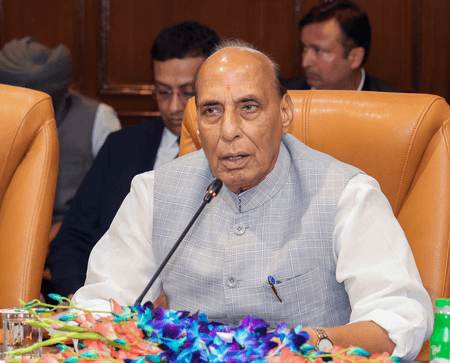 Rajnath Singh Slammed Congress