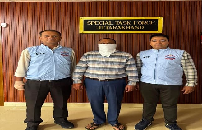 Uk Fake Drug Racket Busted Kingpin Arrested