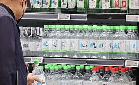 S. Koreans turn to healthy lifestyles as alcohol output falls to 27-year low