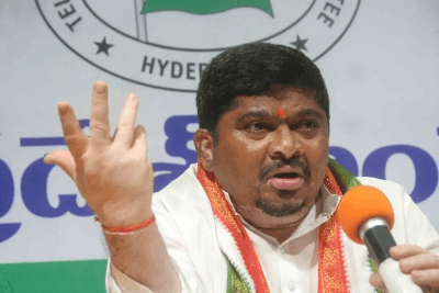 Telangana transport minister appeals to autorickshaw drivers to withdraw strike call