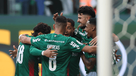 Lopez shines as Palmeiras pulls clear in Brazil's Serie A