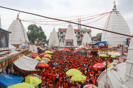 Devotion surges in Deoghar on final Shravan Somwar, over three lakh devotees expected