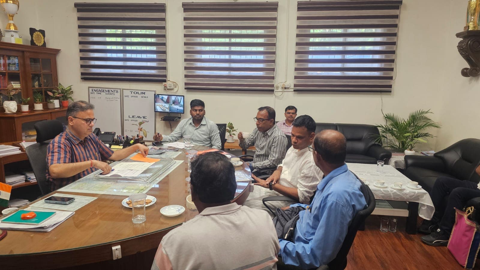 Binpur Mla Pranath Tudu Met Kharagpur Drm To Resol