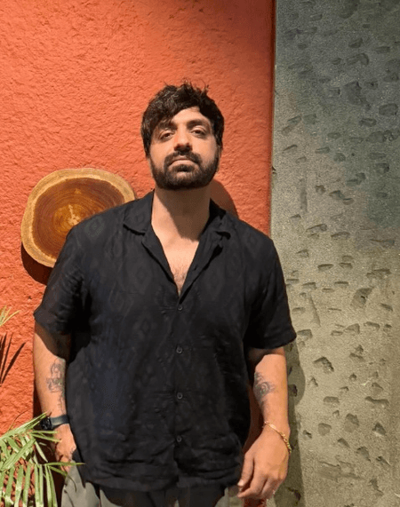 Akhil Sachdeva lauds Jagjit Singh for his absolute control over the audience while performing