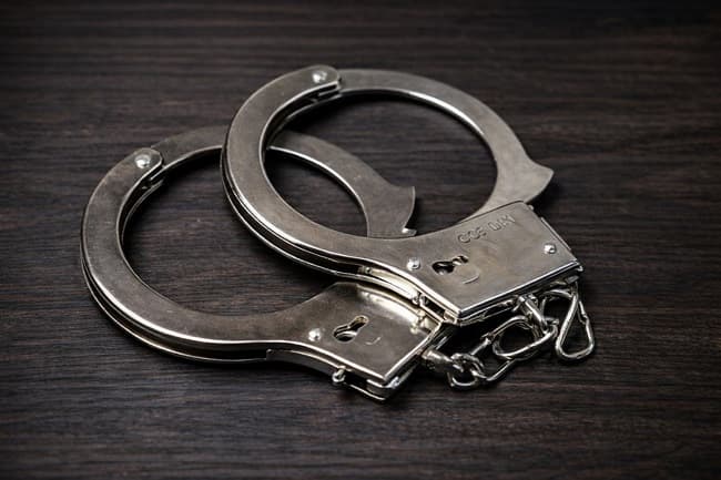 8 Overground Workers Arrested In Three Separate Op