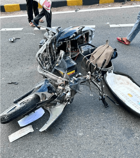 Two college students killed as speeding car rams scooter in UP’s Kushinagar
