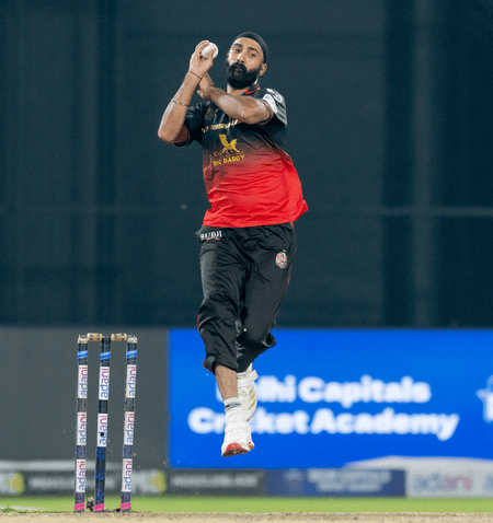 ‘Most important is staying in present’: Simarjeet reveals Dhoni’s lesson after match-winning spell against Purani Dilli 6