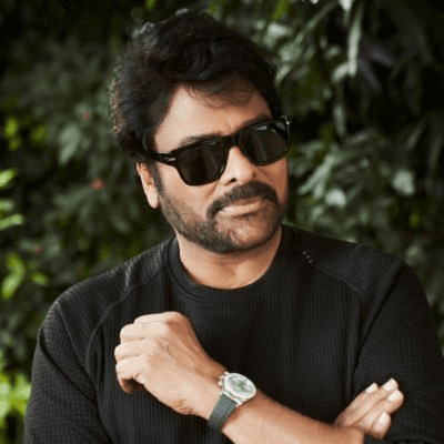 Chiranjeevi calls Ravi Teja's performance in 'Irumudi' "phenomenal"