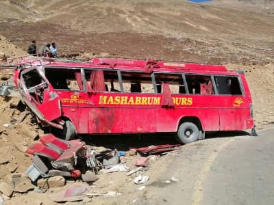 Pakistan: Two people killed, 42 others injured after bus overturns in Balochistan